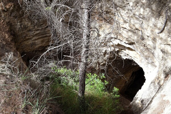 Λουτράκι: «Μοιραίο κυνήγι θησαυρού» στη σπηλιά- Ποιοι ήταν οι 4 άνδρες που βρέθηκαν νεκροί