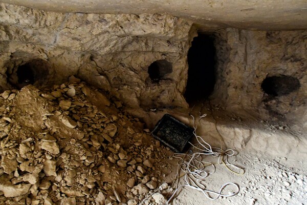 Λουτράκι: «Μοιραίο κυνήγι θησαυρού» στη σπηλιά- Ποιοι ήταν οι 4 άνδρες που βρέθηκαν νεκροί