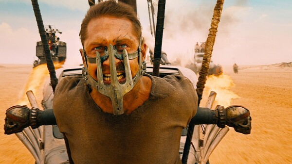 Mad Max: Fury Road: Οι πρωταγωνιστές θυμούνται τα χαοτικά γυρίσματα της κορυφαίας ίσως ταινίας δράσης όλων των εποχών