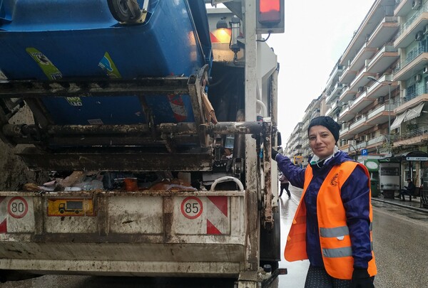 «Είναι αγώνας επιβίωσης»: 6 σκληρά εργαζόμενοι τις μέρες του κορωνοϊού μιλούν στη LIFO