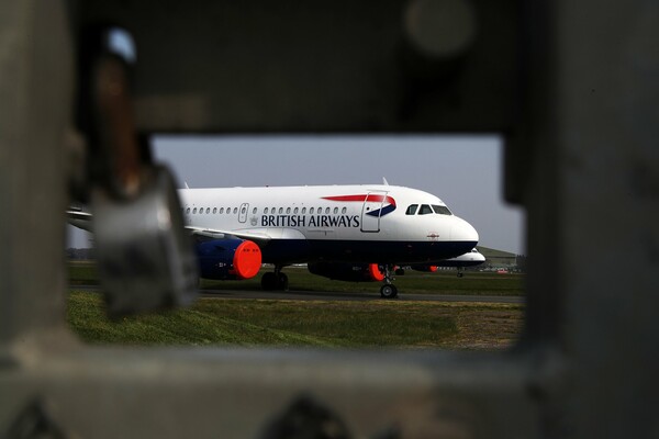 «Άνοιξαν» οι πτήσεις από Βρετανία: 52 αφίξεις σήμερα και αύριο σε Αθήνα, Θεσσαλονίκη και νησιά
