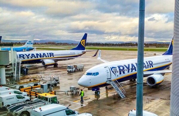 Ryanair: Προσφυγή στη δικαιοσύνη - Κατά της έγκρισης πακέτου στήριξης στη Lufthansa