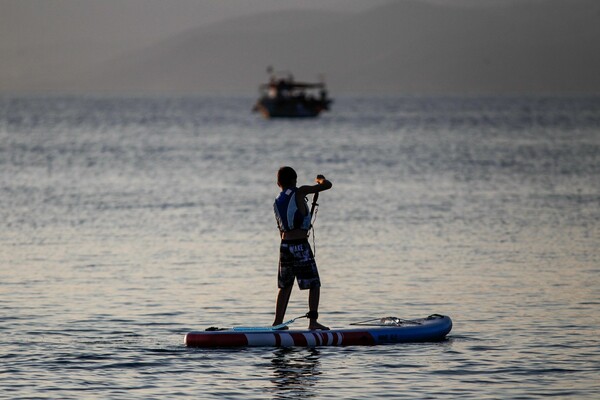 Έρευνα ΠΑΜΑΚ: Σχεδόν οι μισοί Έλληνες σχεδιάζουν να κάνουν καλοκαιρινές διακοπές