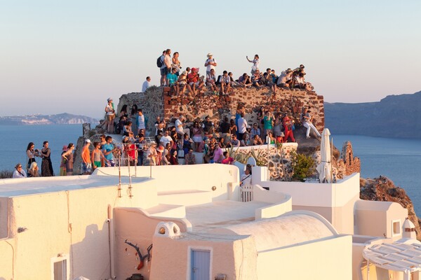 Τουρισμός: Σήμερα οι συστάσεις της Κομισιόν - H πρότασης της ελληνικής κυβέρνησης