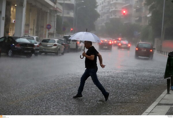 Meteo: Βροχές και καταιγίδες από το μεσημέρι - Αναλυτικός χάρτης