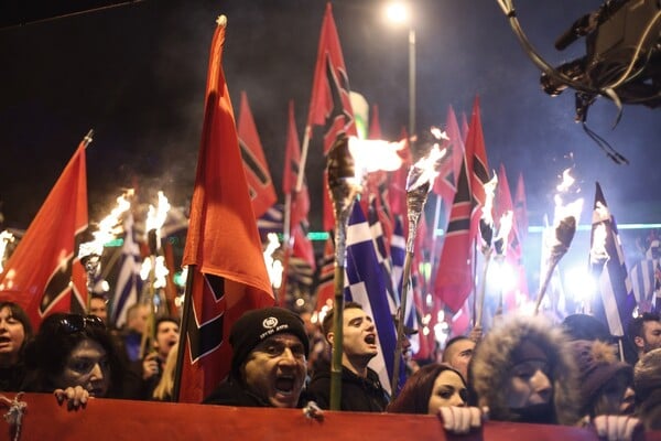 Η δίκη της Χρυσής Αυγής μέχρι τώρα κι όσα αποκαλύπτει ο δικηγόρος Θανάσης Καμπαγιάννης