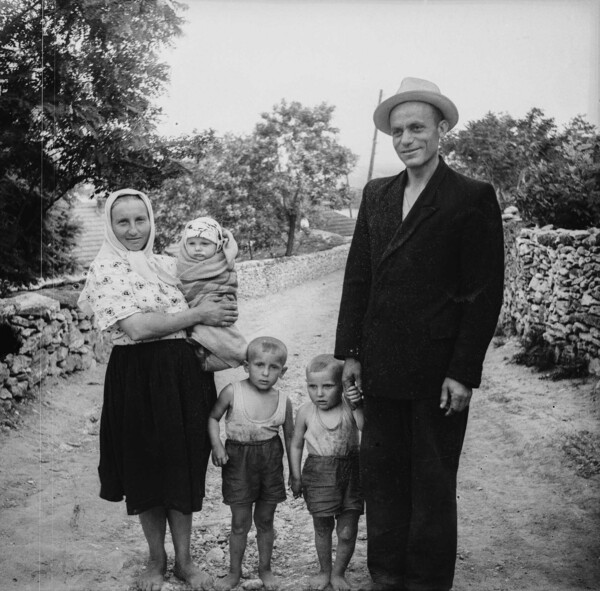 Το φωτογραφικό αρχείο του Zaharia Cuşnir (1912-1993)