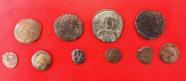 Συλλήψεις για κατοχή αρχαίων νομισμάτων στη Θεσσαλονίκη