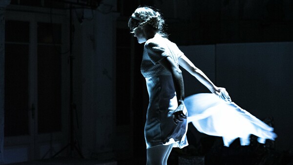 Πρώτες φωτογραφίες από το «Φαίδρας Έρως» της Σάρα Κέιν που σκηνοθετεί η Άντζελα Μπρούσκου
