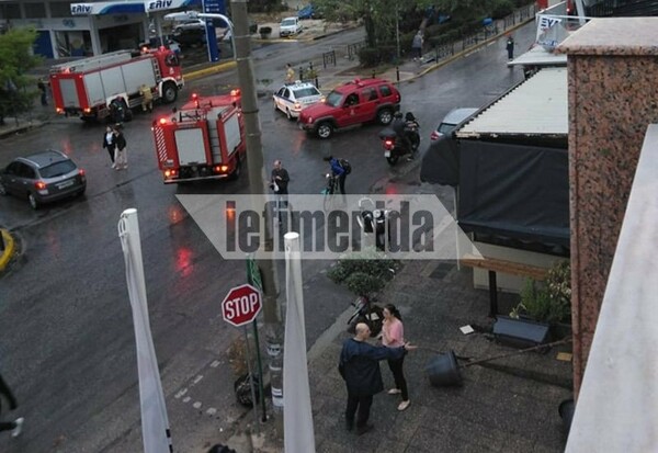 Νέο Ηράκλειο: 3 τραυματίες & καταστροφές από την κακοκαιρία - Πτώσεις δέντρων σε καλώδια και αυτοκίνητα - Ζημιές σε σπίτια