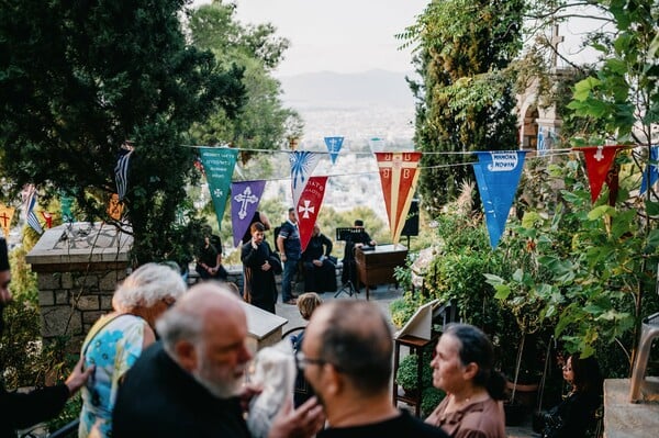 Λυκαβηττός: Το σήμερα και η ιστορία του μέσα από πρωτότυπες εικόνες και αρχειακό υλικό