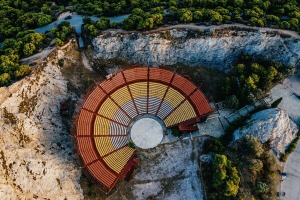 Λυκαβηττός: Το σήμερα και η ιστορία του μέσα από πρωτότυπες εικόνες και αρχειακό υλικό