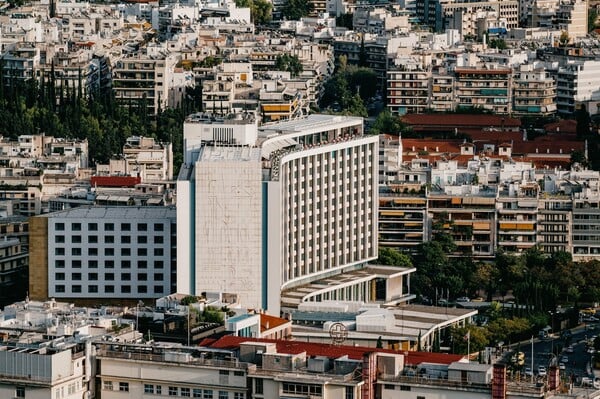 Λυκαβηττός: Το σήμερα και η ιστορία του μέσα από πρωτότυπες εικόνες και αρχειακό υλικό