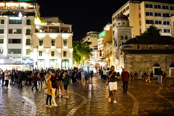 Κορωνοϊός στην Αττική: Τα 4 νέα μέτρα που εξετάζουν οι αρχές - Στο επίκεντρο η Αθήνα