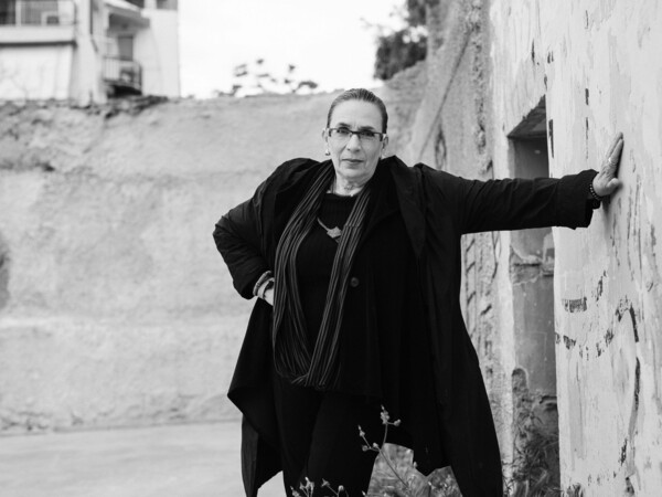 Λίνα Νικολακοπούλου: «Η Μάγδα Φύσσα με έκανε να καταλάβω πόσο τυφλοί, αδιάφοροι και στενόμυαλοι είμαστε»