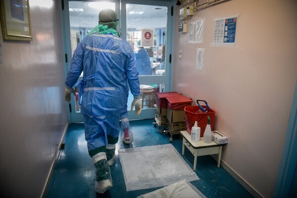 Κορωνοϊός: Σε καραντίνα 9 εργαζόμενοι του «Παπαγεωργίου» - Θετικός ο διοικητής του νοσοκομείου Κιλκίς