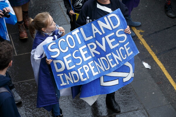 Σκωτία: Πρωτοφανής πλειοψηφία υπέρ της ανεξαρτησίας - Σχεδόν 6 στους 10