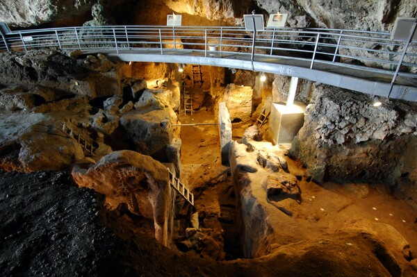 Σπήλαιο της Θεόπτερας: Νέα στοιχεία για τη διατροφή των προϊστορικών ανθρώπων