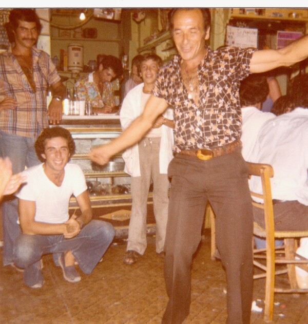 Ο Λέοναρντ Κοέν στο καφενείο του παππού μου στον Μόλυβο