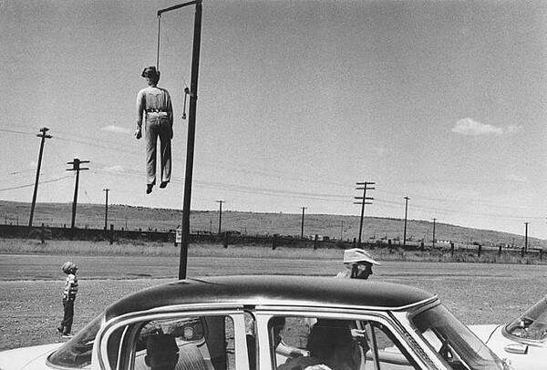 25 δυνατές, ασπρόμαυρες φωτογραφίες του Garry Winogrand 