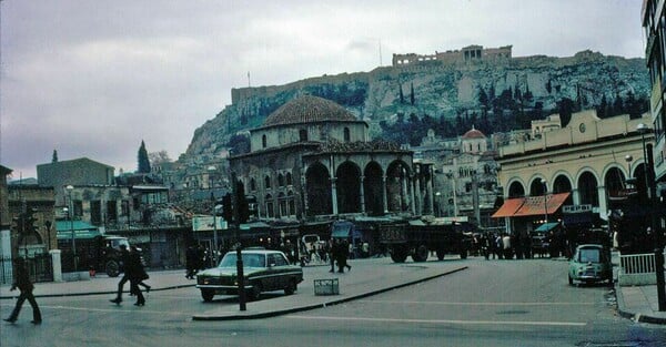 34 έγχρωμες φωτογραφίες της φτωχής Αθήνας του 1968-1970