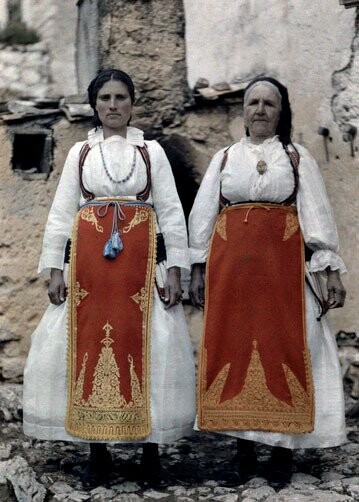Υπέροχα πορτρέτα Ελλήνων του 1920 - με χρώμα!