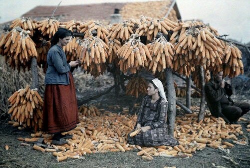 Υπέροχα πορτρέτα Ελλήνων του 1920 - με χρώμα!