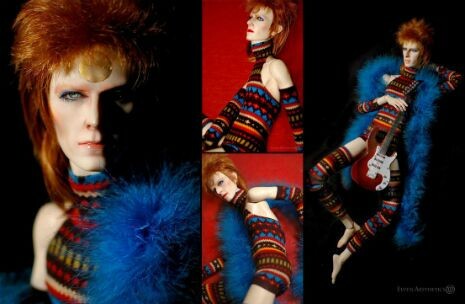 Απίστευτα αληθοφανείς κούκλες του David Bowie