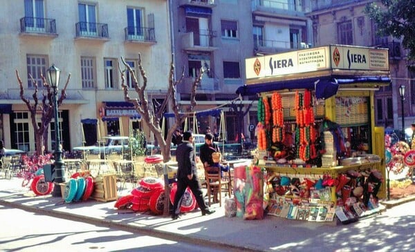 34 έγχρωμες φωτογραφίες της φτωχής Αθήνας του 1968-1970