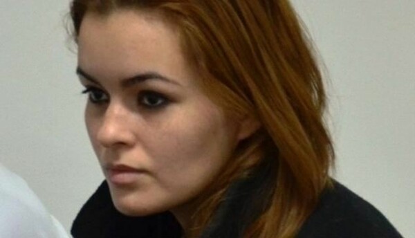 Γυναίκα παντρεύεται το δολοφόνο της δίδυμης αδελφής της