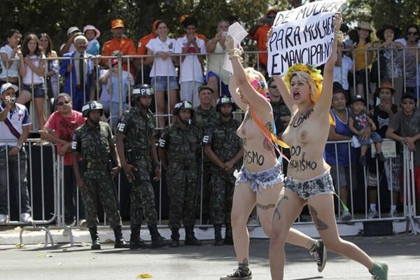 Οι γυμνές διαμαρτυρίες των FEMEN