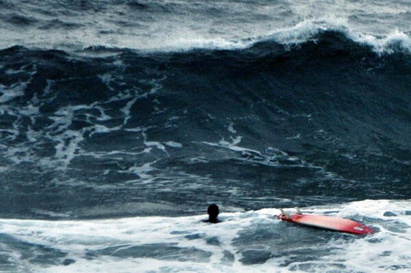 Oι surfers της Τήνου