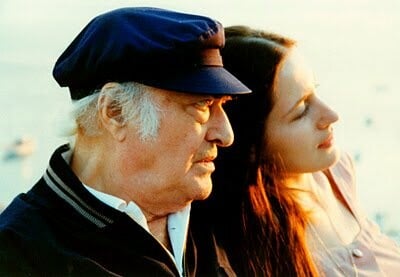 Όμορφη κι ορφανή μου φωτογραφία 