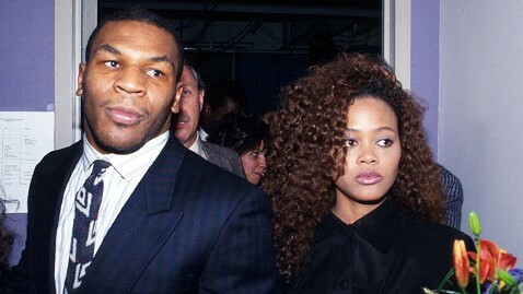 Mike Tyson: «Ο Brad Pitt μου έκλεψε τη γυναίκα»
