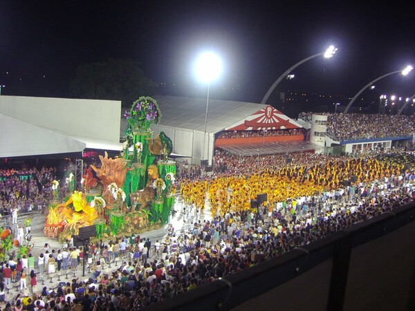 Το καρναβάλι της Βραζιλίας από μέσα