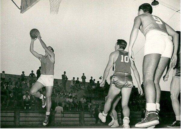 Ωδή στους Έλληνες μπασκετμπολίστες του '60