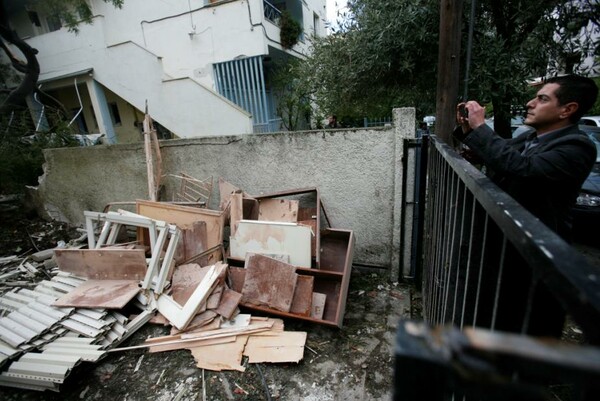 Το κατεστραμμένο σπίτι της Προέδρου Εφετών που δέχτηκε επίθεση τα ξημερώματα