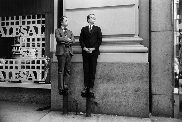 25 δυνατές, ασπρόμαυρες φωτογραφίες του Garry Winogrand 