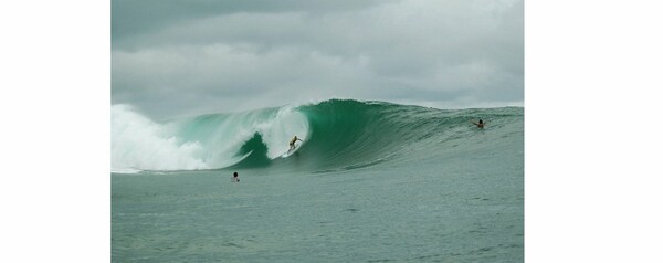 τοπ τεν: surf spots 