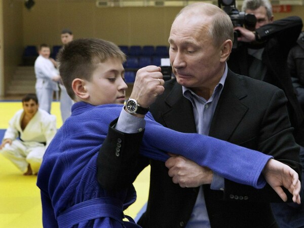 Ο Βλαντίμιρ Πούτιν είναι πλέον ένας περιζήτητος εργένης