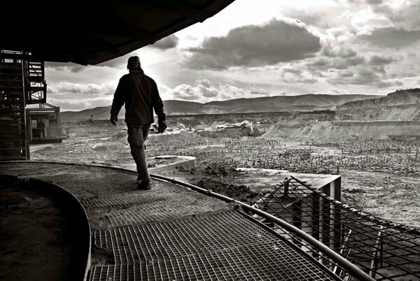 Ο Γρηγόρης Δάλλης γνωρίζει την ζωή στα ορυχεία της ΔΕΗ από μέσα