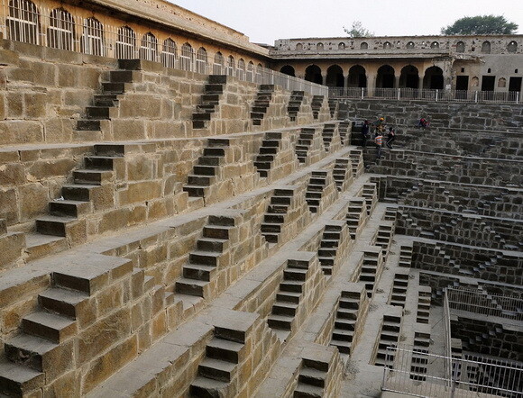 Oι 14 εντυπωσιακότερες σκάλες στον κόσμο