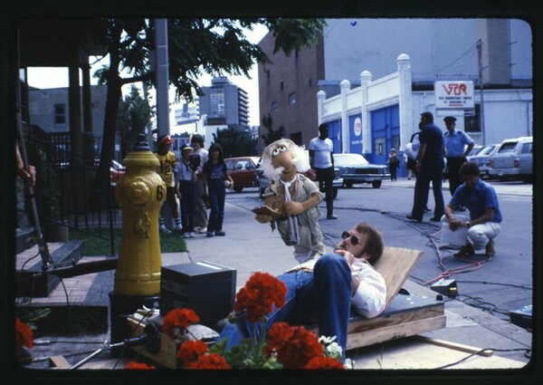 45 φωτογραφίες με Muppets, Sesame Street, Fraggle Rock και τους ανθρώπους πίσω από τις μαριονέτες