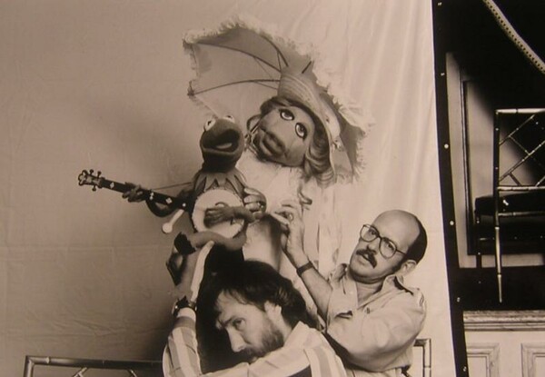 45 φωτογραφίες με Muppets, Sesame Street, Fraggle Rock και τους ανθρώπους πίσω από τις μαριονέτες
