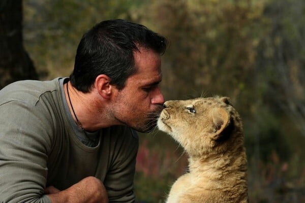 Kevin Richardson: Ο γητευτής των λιονταριών