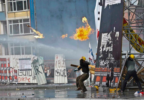 Η πλατεία Ταξίμ σήμερα το πρωί 