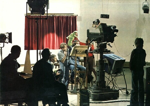45 φωτογραφίες με Muppets, Sesame Street, Fraggle Rock και τους ανθρώπους πίσω από τις μαριονέτες