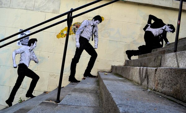 Είκοσι έργα του Levalet στο αστικό τοπίο