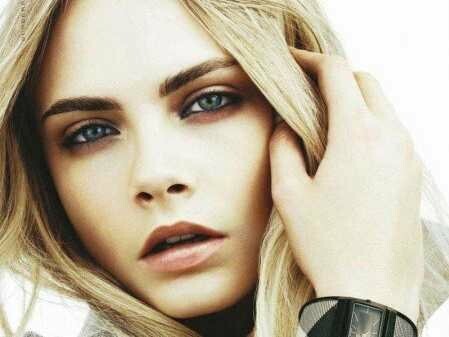 TO ΠΡΟΣΩΠΟ ΤΗΣ ΗΜΕΡΑΣ: η ατίθαση Cara Delevingne