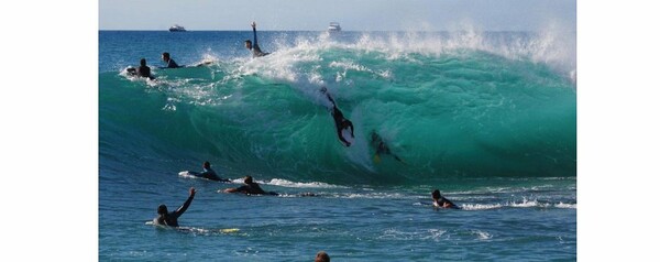 τοπ τεν: surf spots 